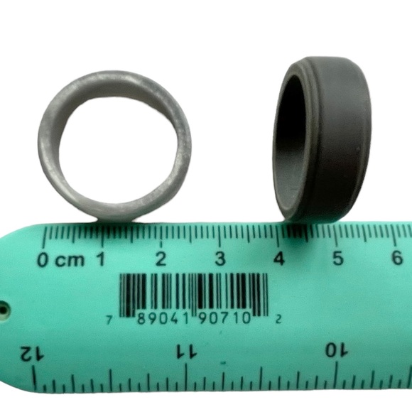 NEW 5 Silicone Rings Bands Size 11 Wedding Sport Gray Silver Black Green - Picture 4 of 8